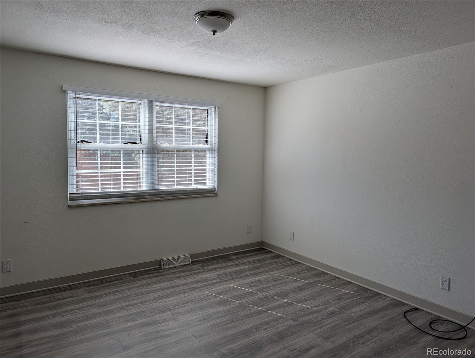 View property gallery image 2