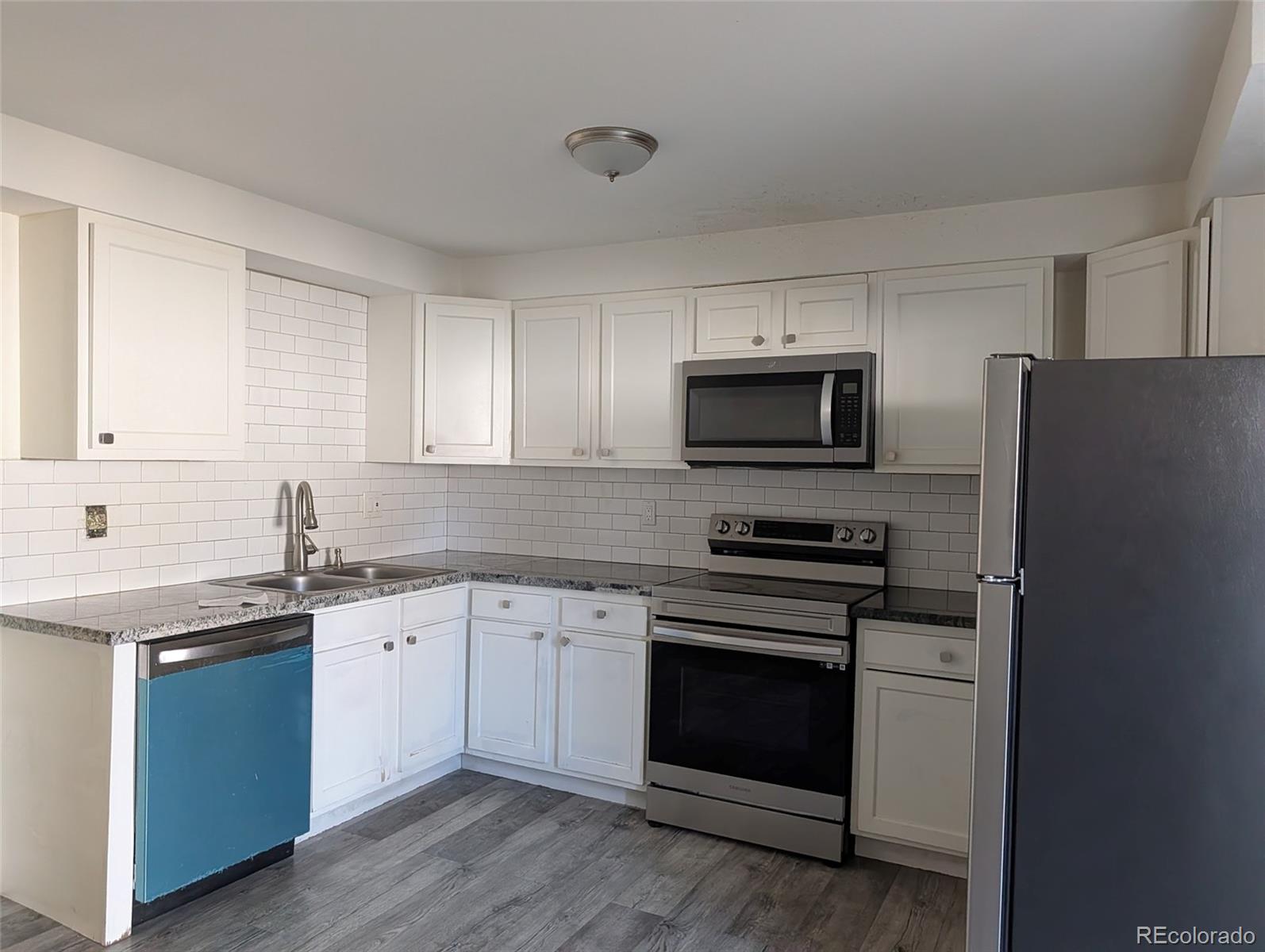 View property gallery image 5
