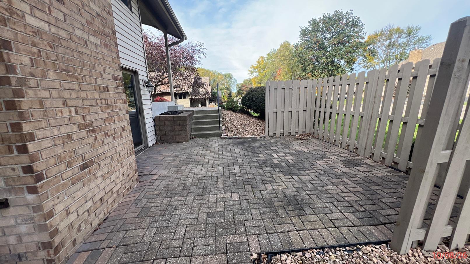 View property gallery image 2
