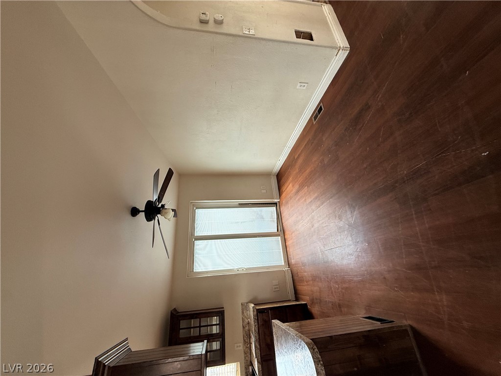 Property image 19 / 23
