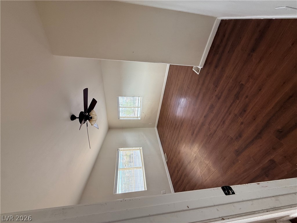 Property image 21 / 23