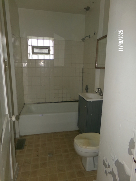 Property image 12 / 44