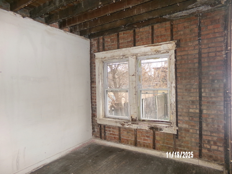 Property image 16 / 44