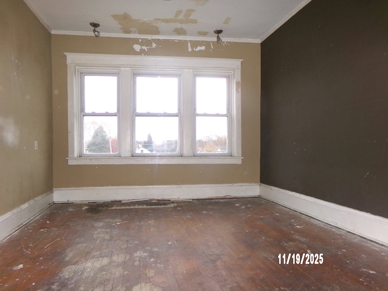 Property image 30 / 44