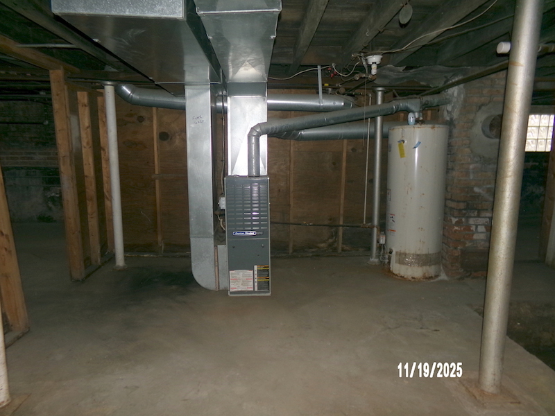 Property image 40 / 44