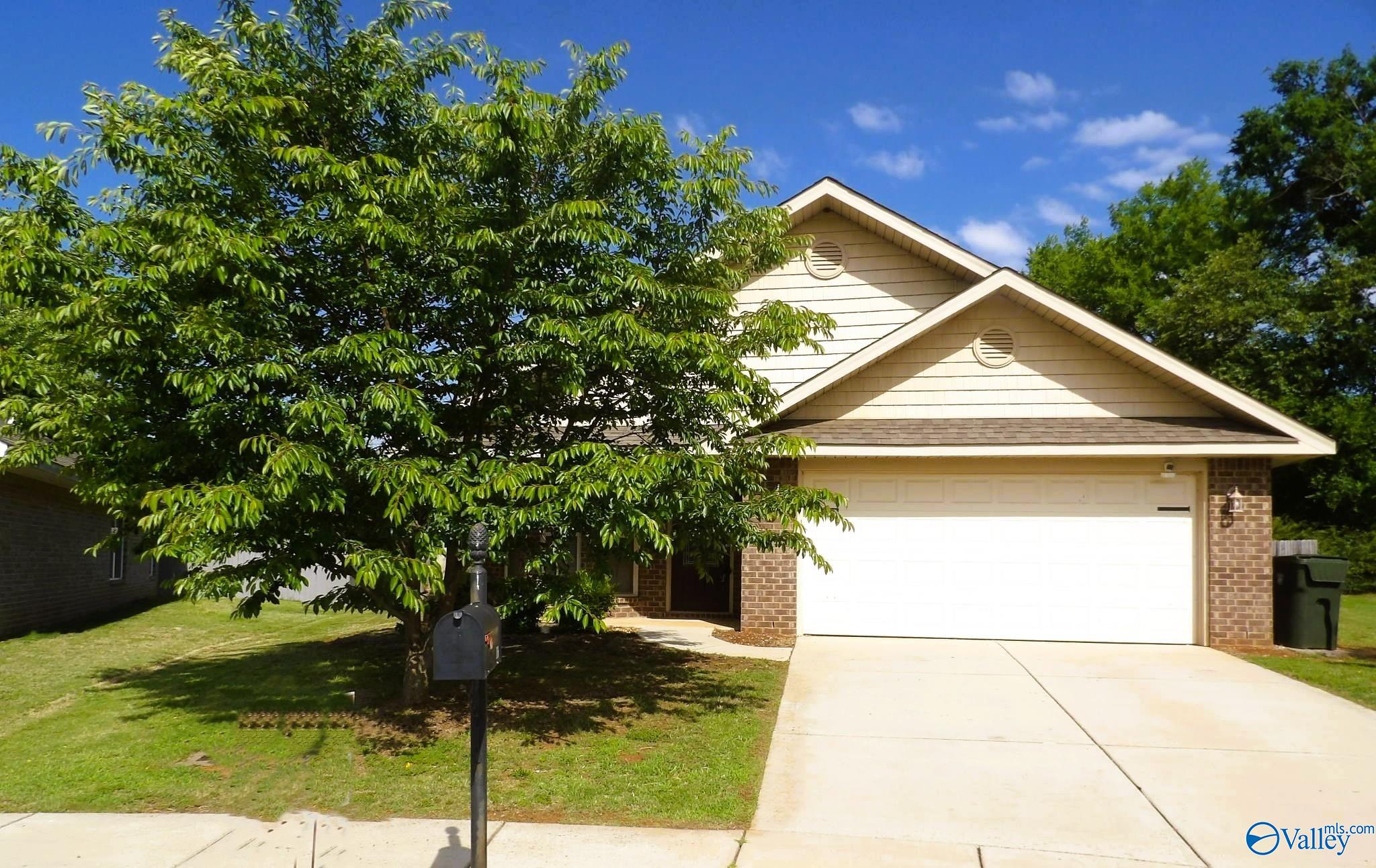 Home - 136 Tybee Dr, Madison, AL 35756