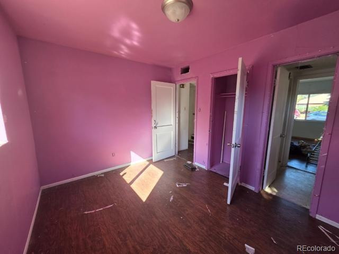 Property image 10 / 11
