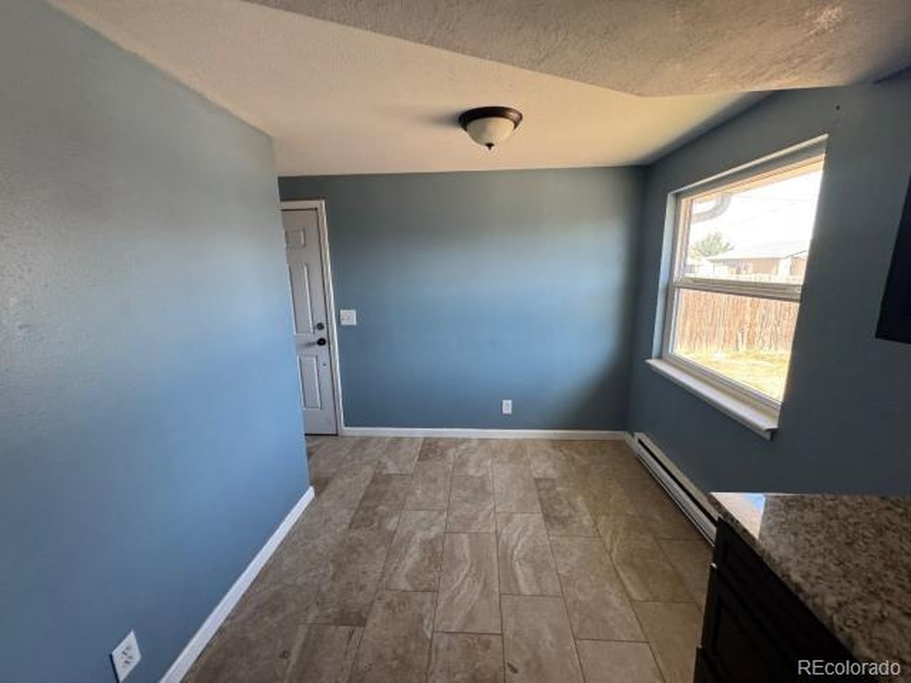 Property image 11 / 16