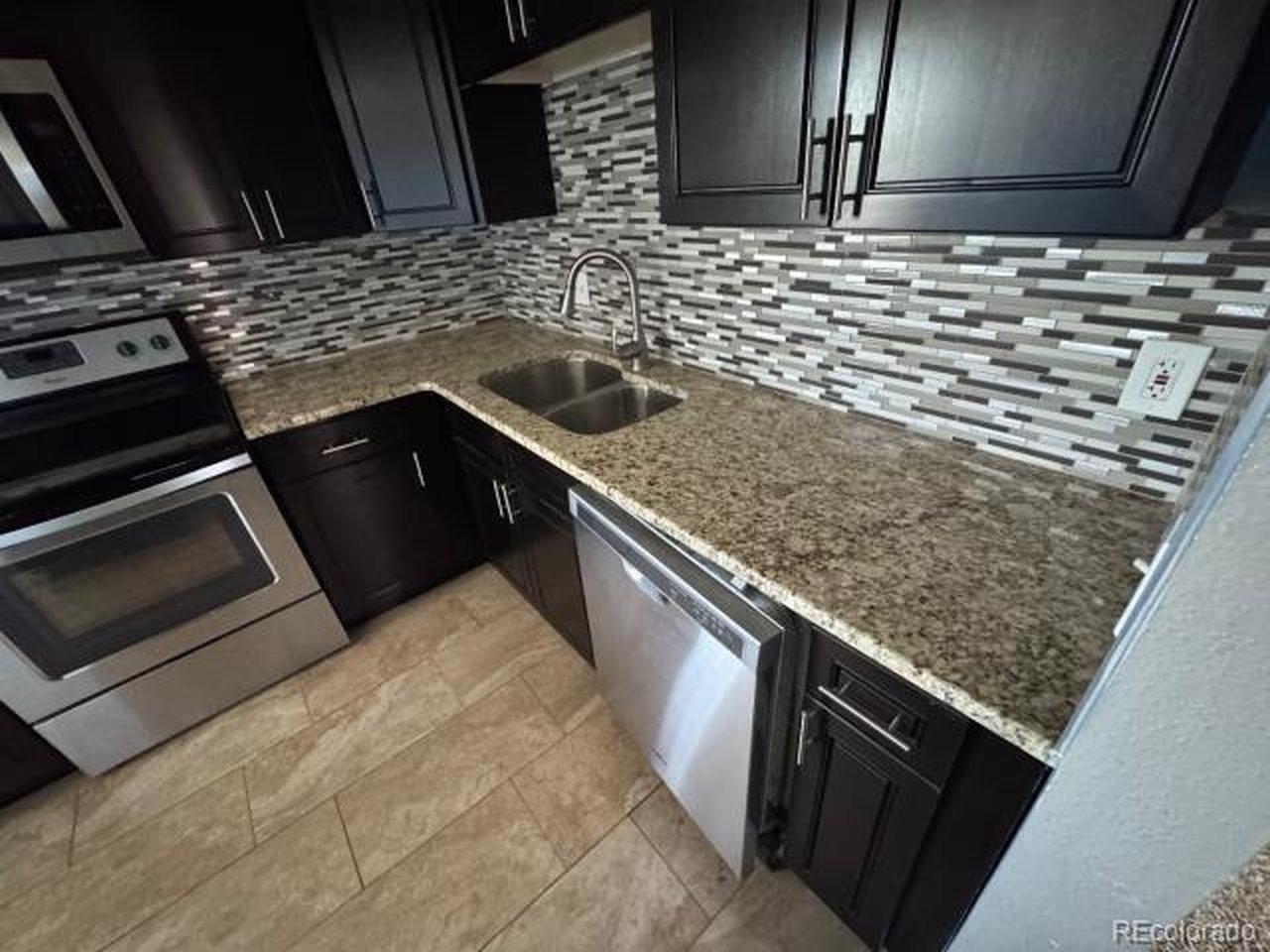 View property gallery image 2