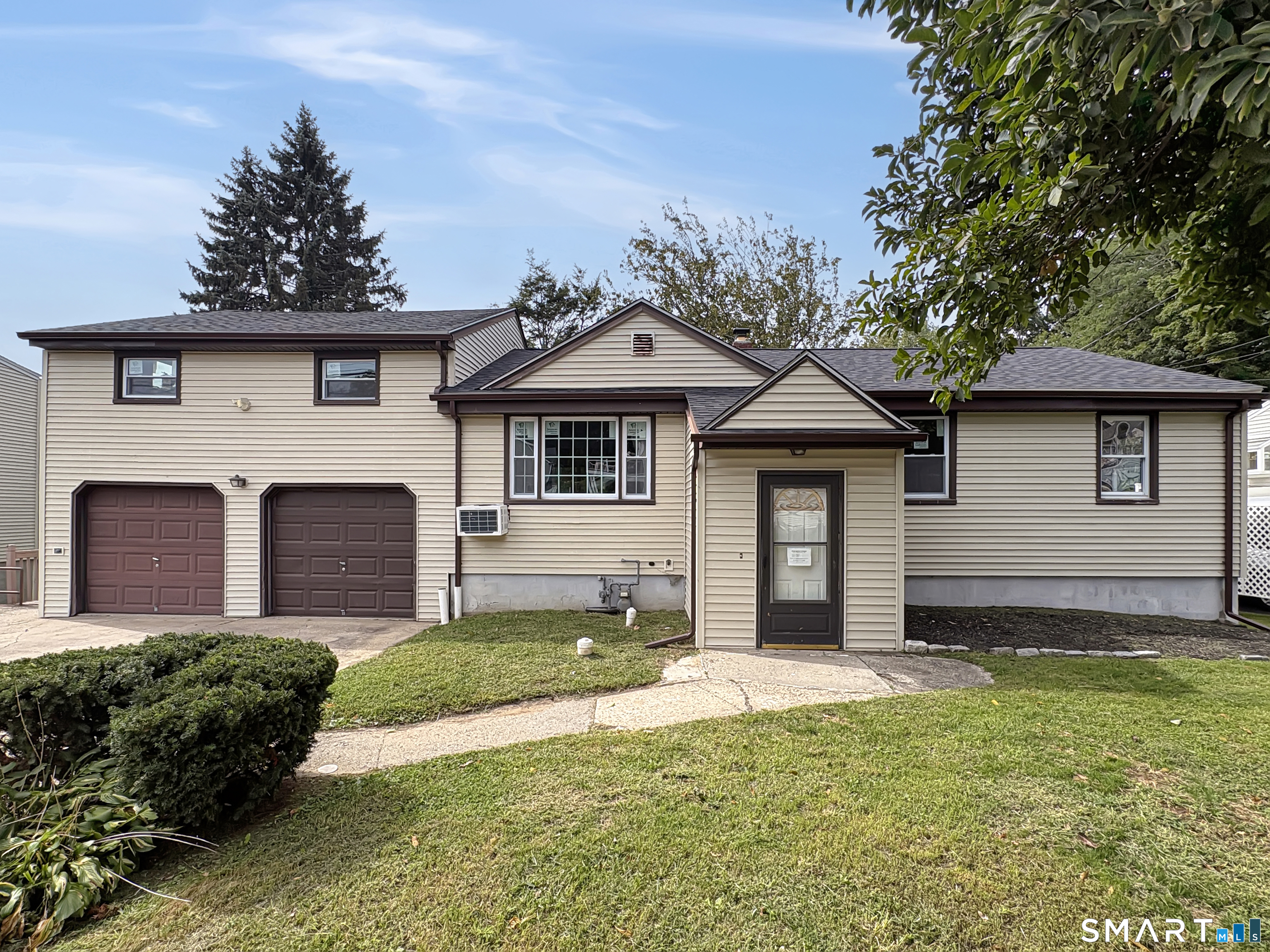 View property gallery image 1