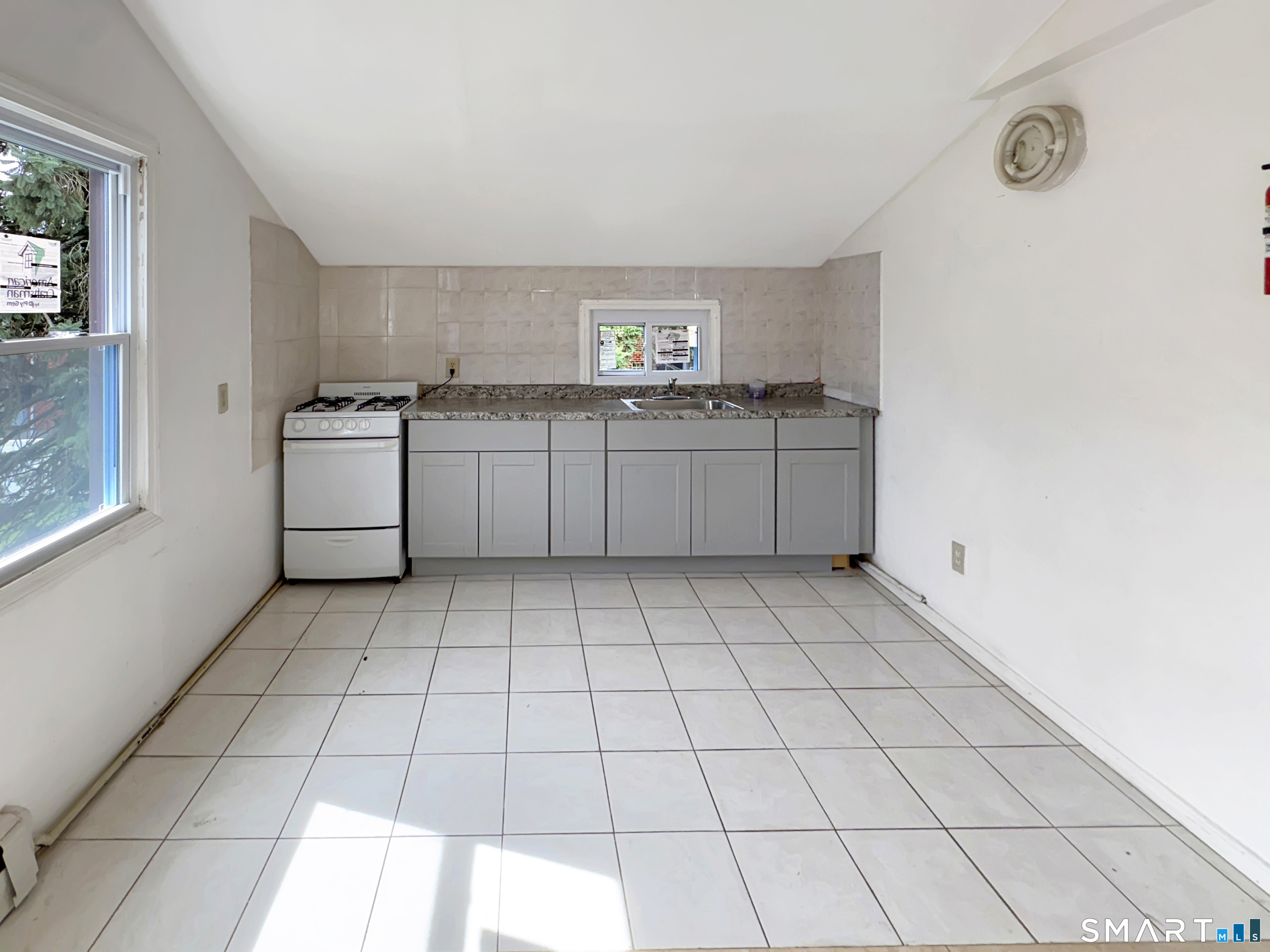 Property image 14 / 30