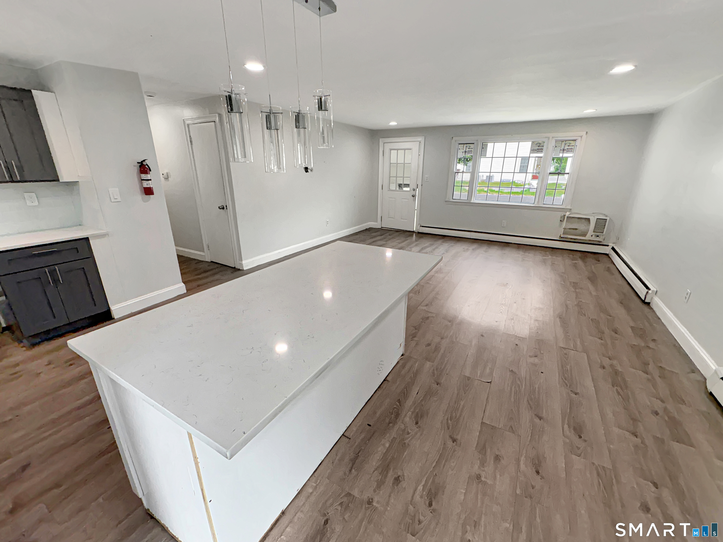 View property gallery image 4