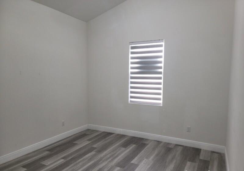 Property image 12 / 19