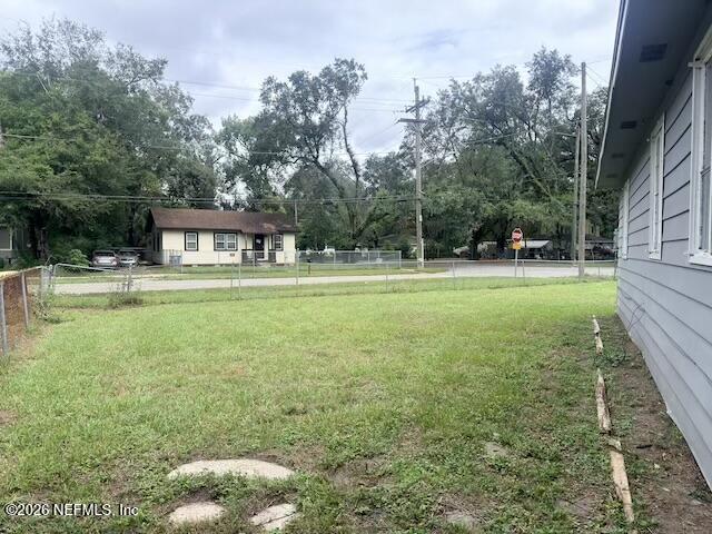 1098 Detroit St photo 8