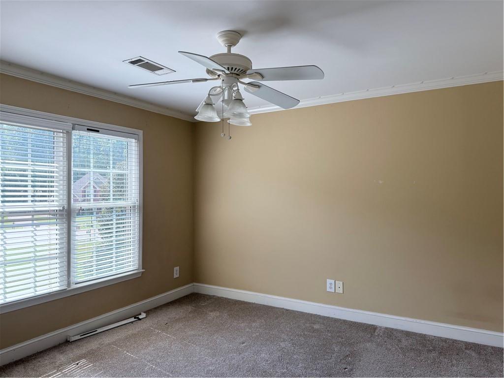 Property image 8 / 16
