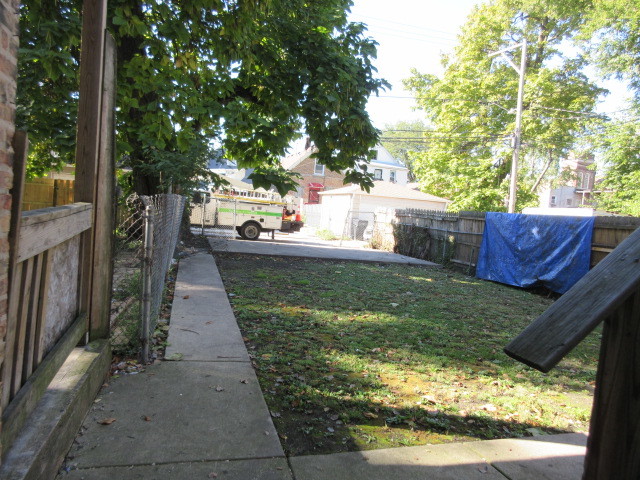Property image 30 / 32