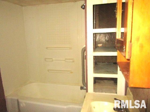 Property image 14 / 18