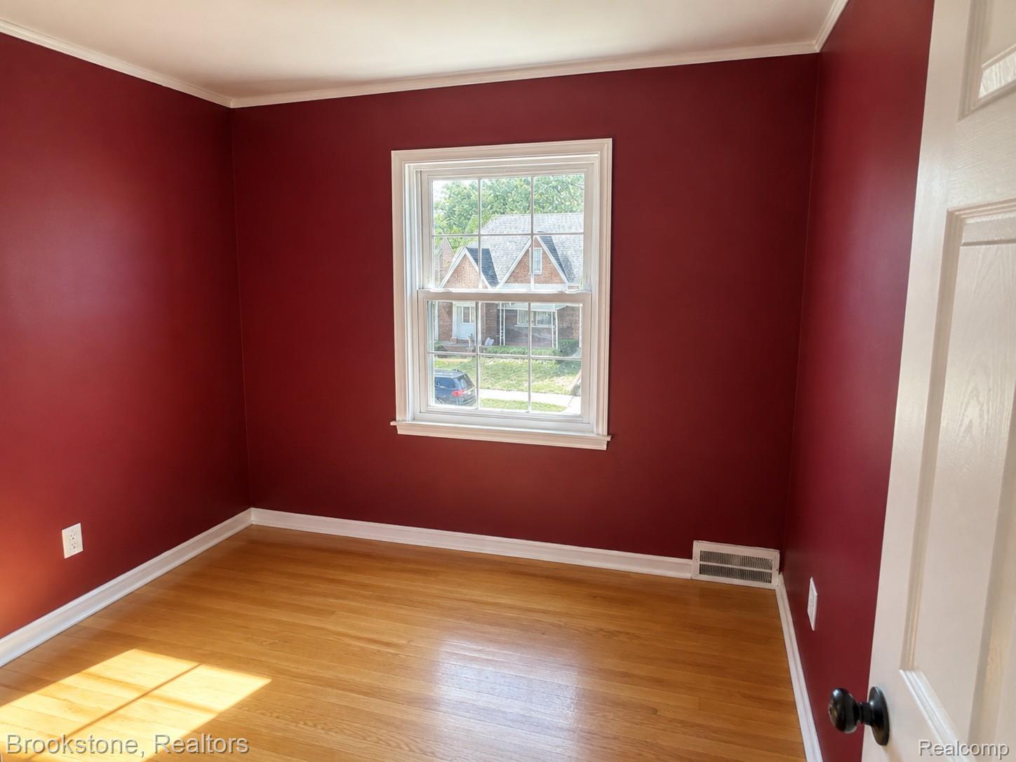 Property image 10 / 15