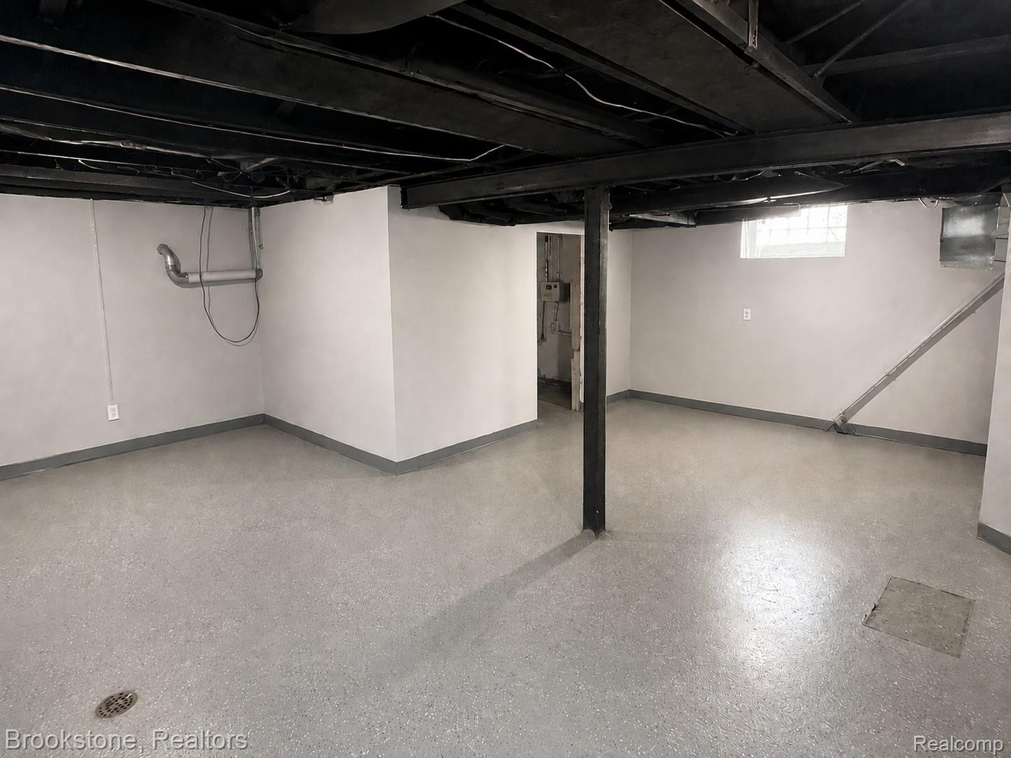Property image 12 / 15