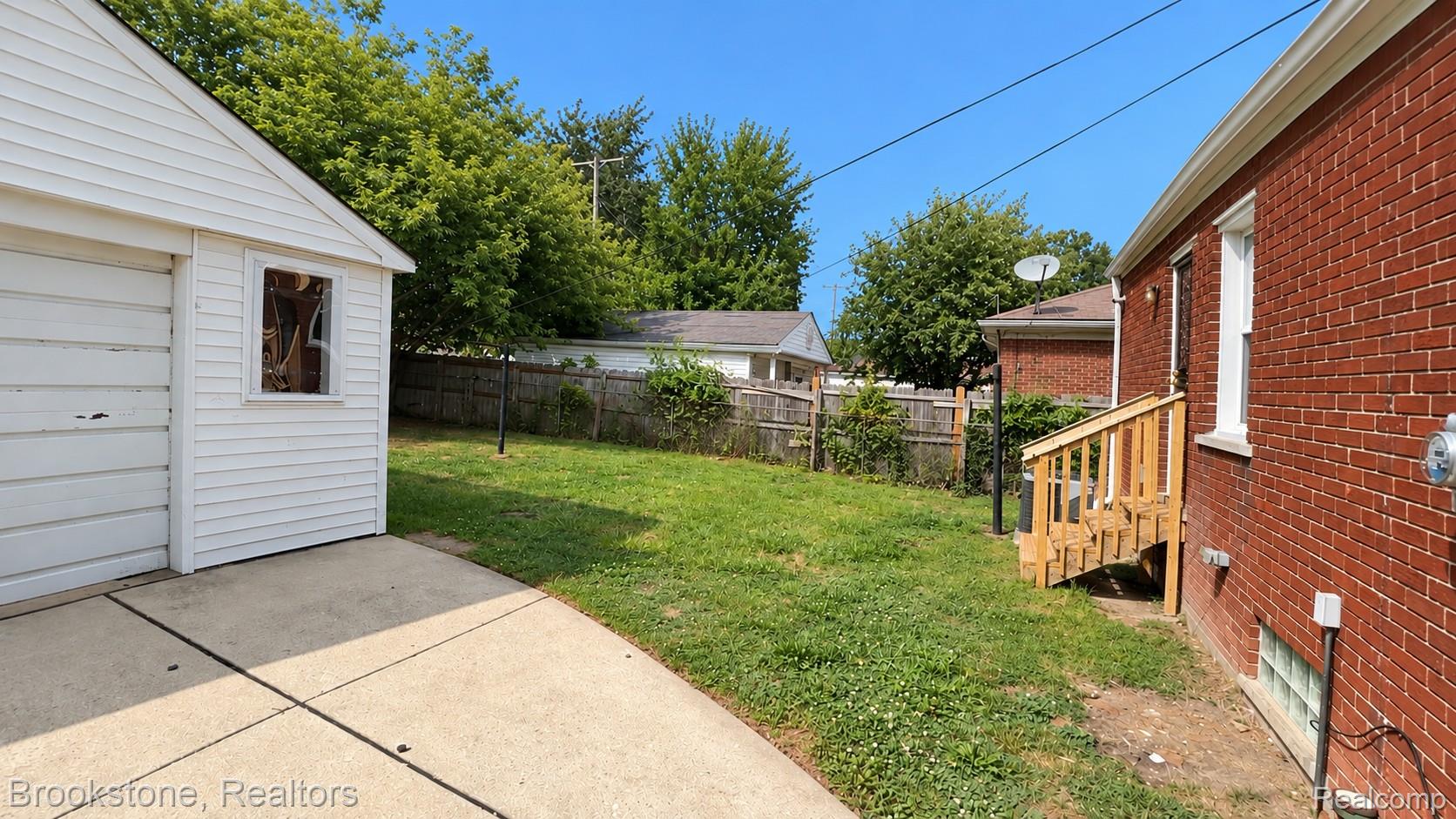 Property image 11 / 17