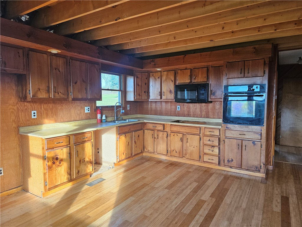 Property image 8 / 15