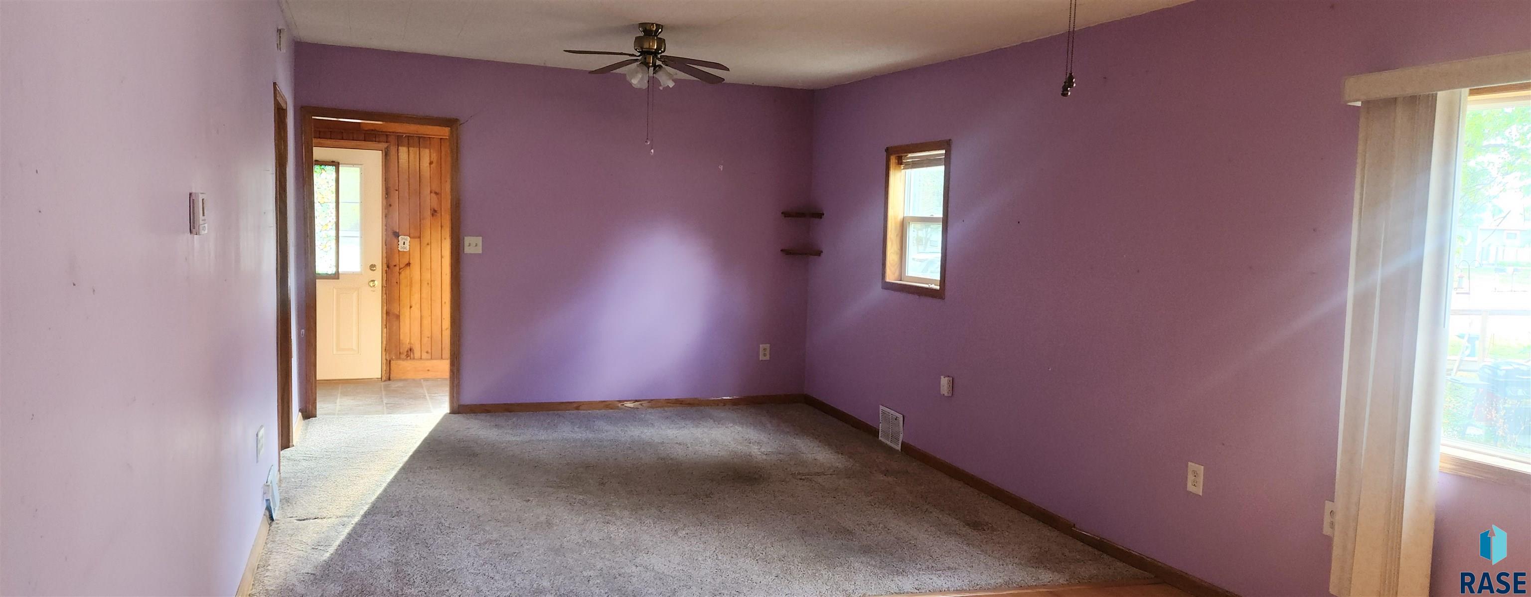 View property gallery image 4