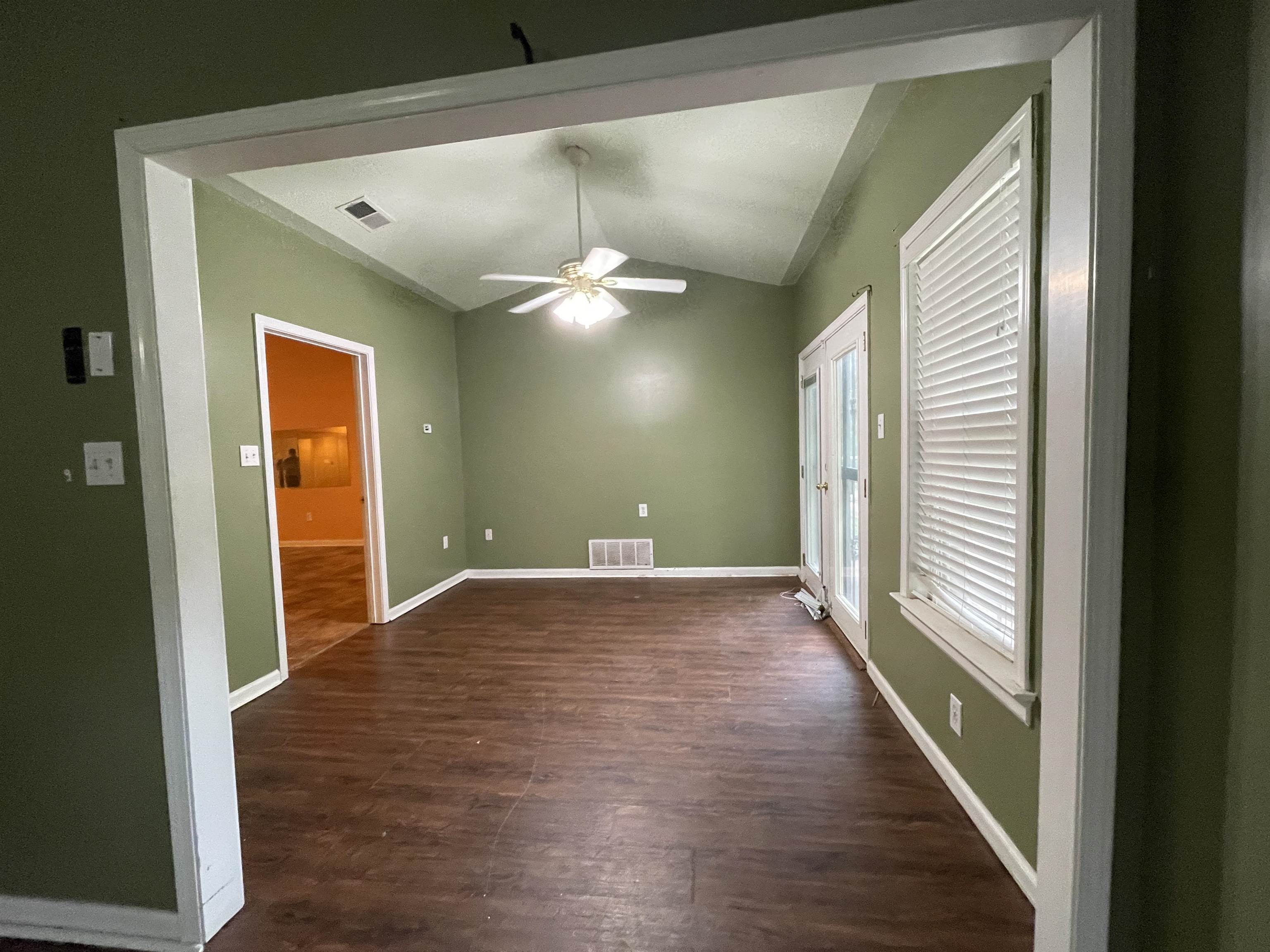 Property image 18 / 23