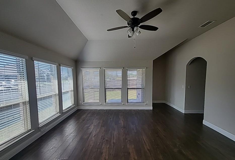 View property gallery image 5