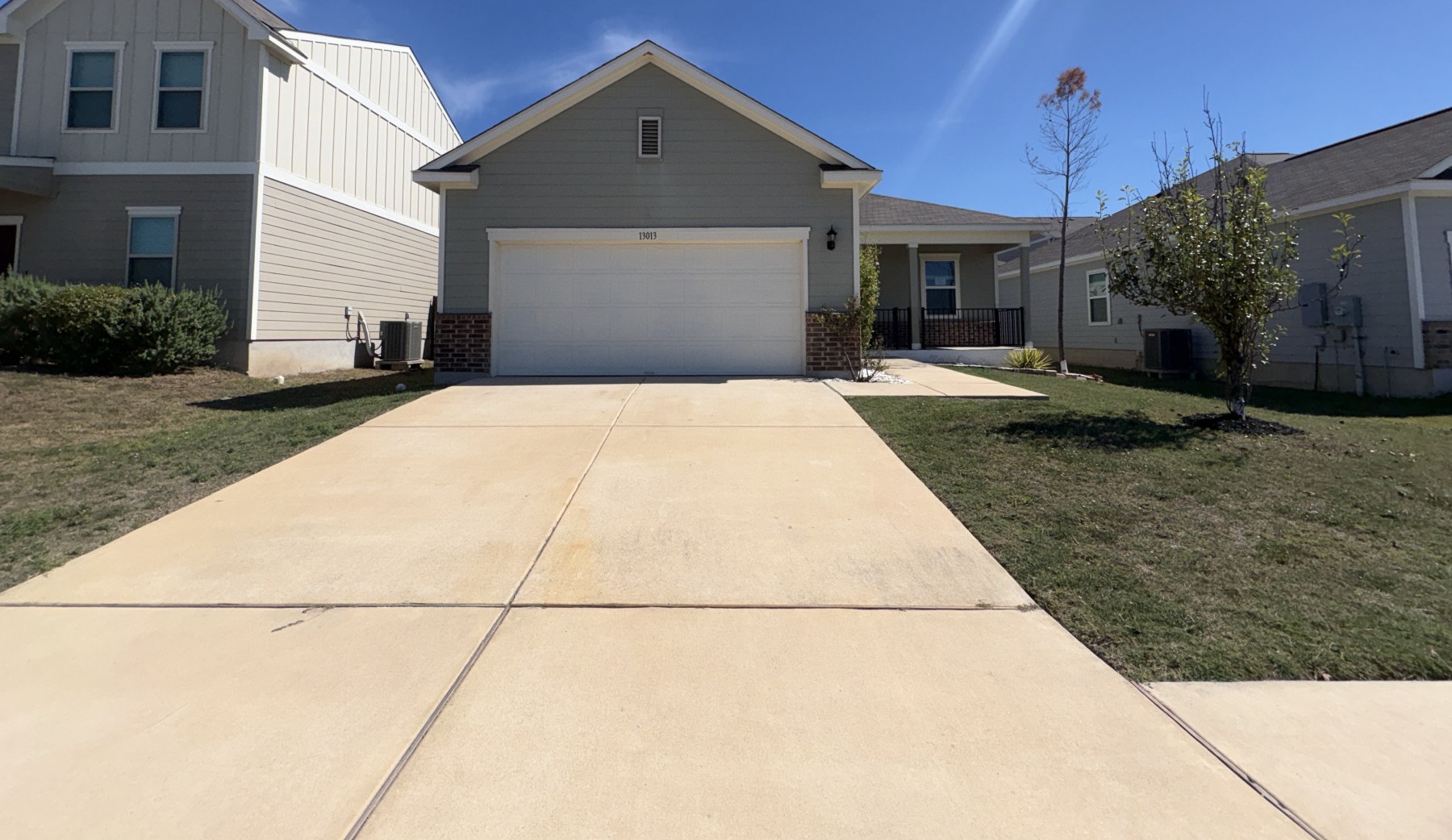 View property gallery image 1