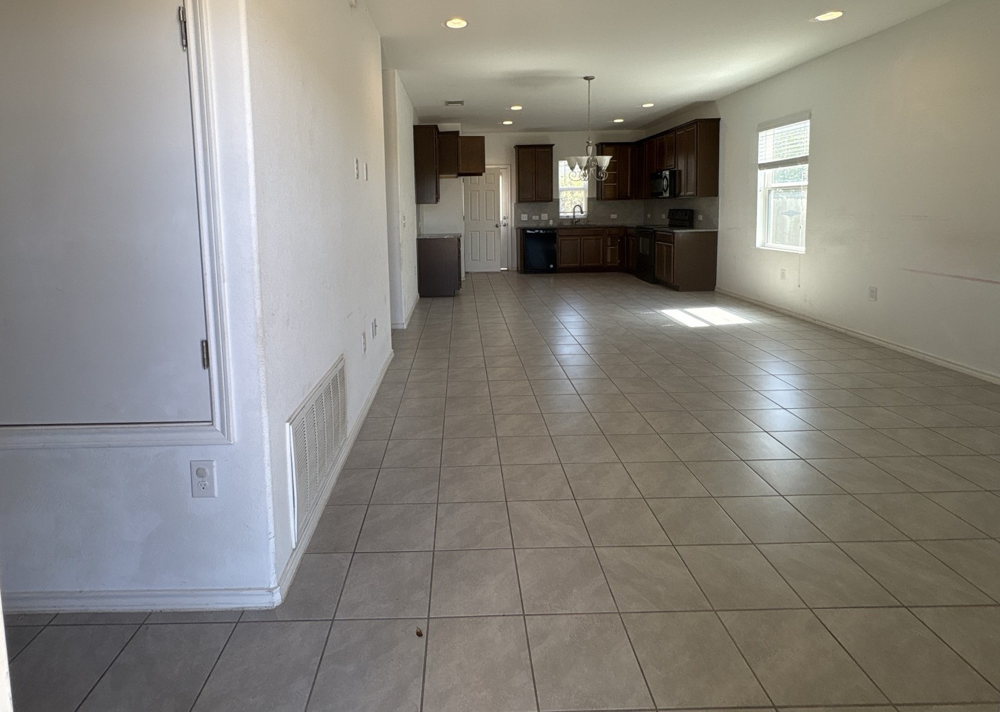 View property gallery image 3