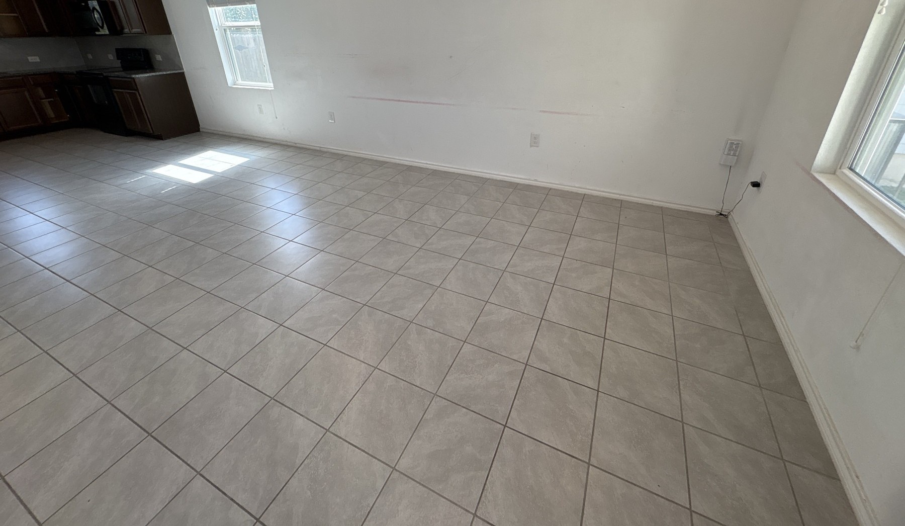 View property gallery image 4