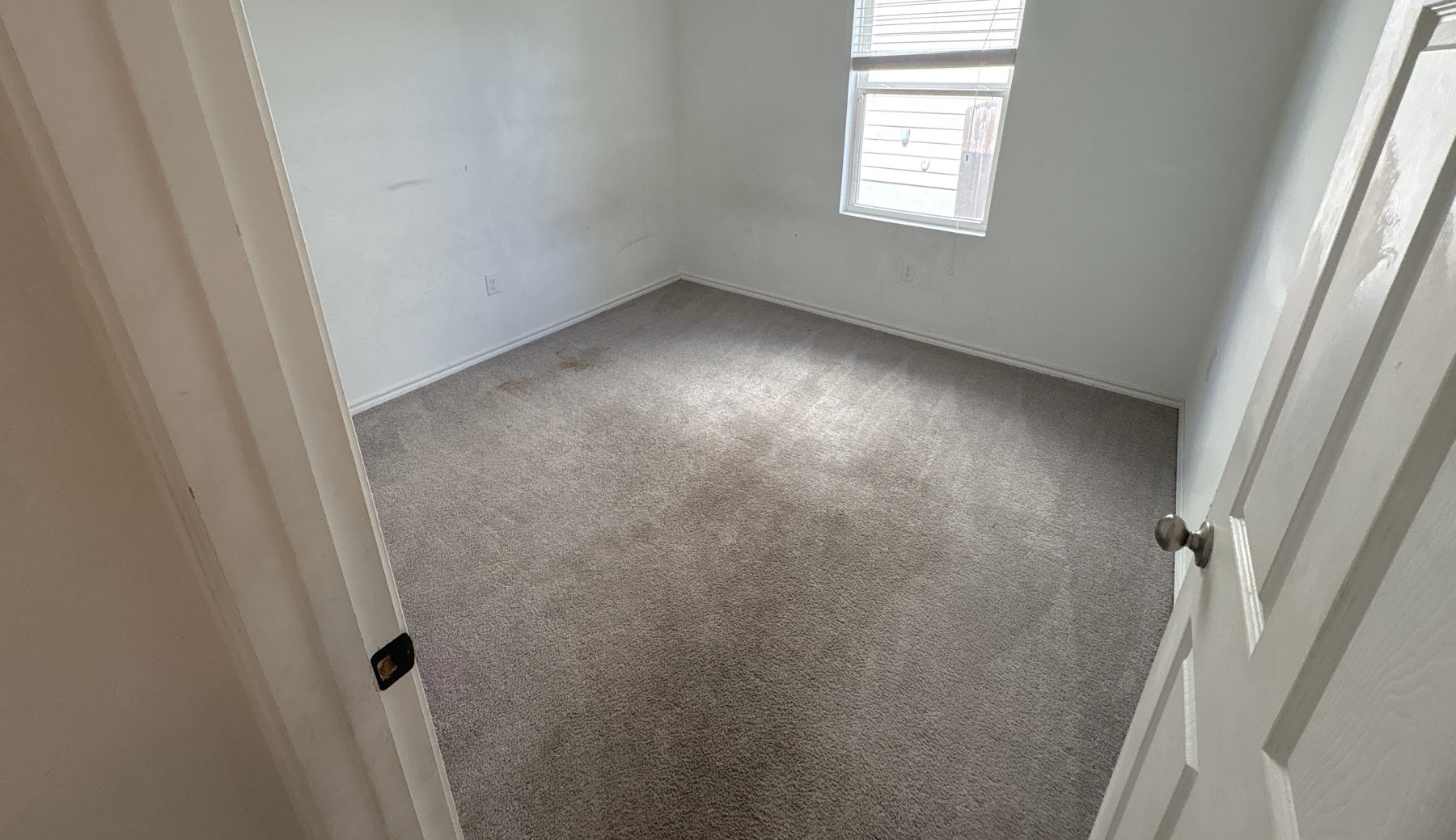 Property image 6 / 15
