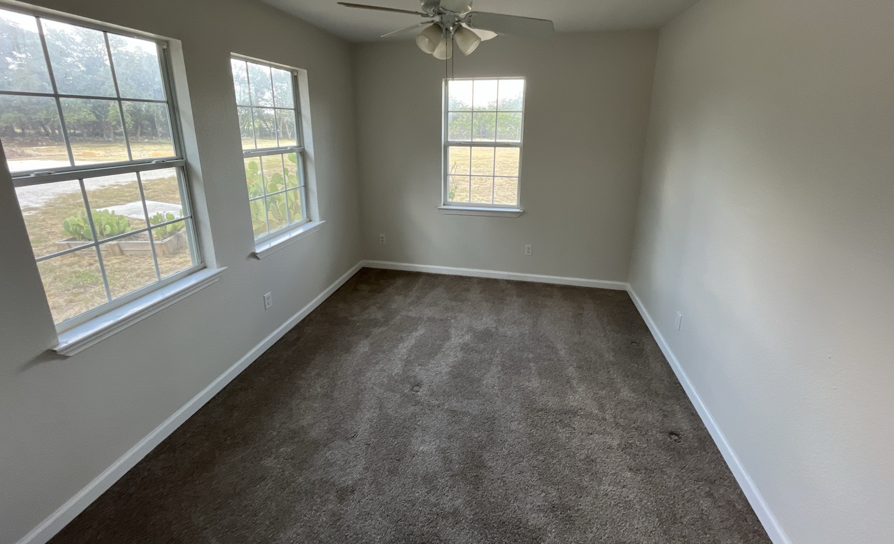 Property image 12 / 23