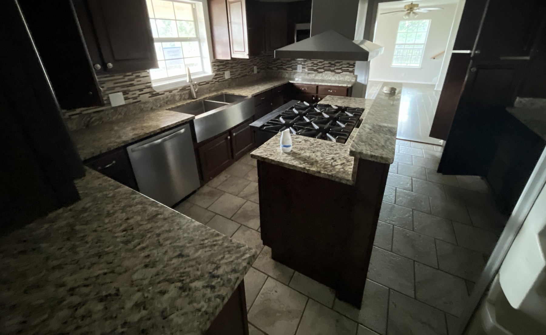 Property image 7 / 23