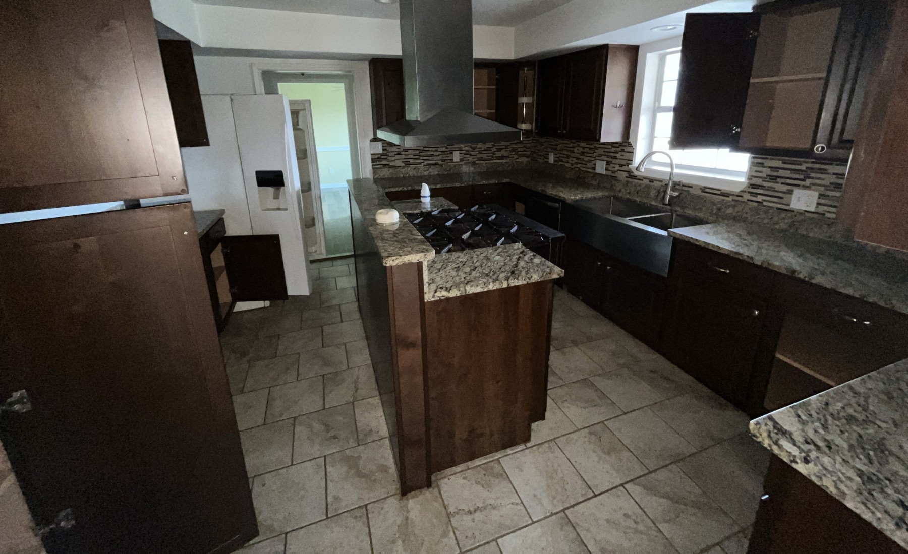 Property image 8 / 23
