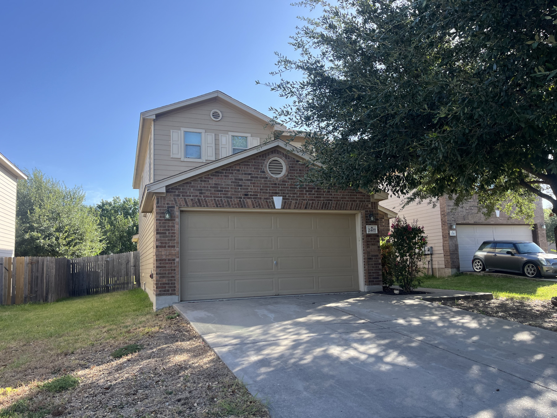 View property gallery image 1