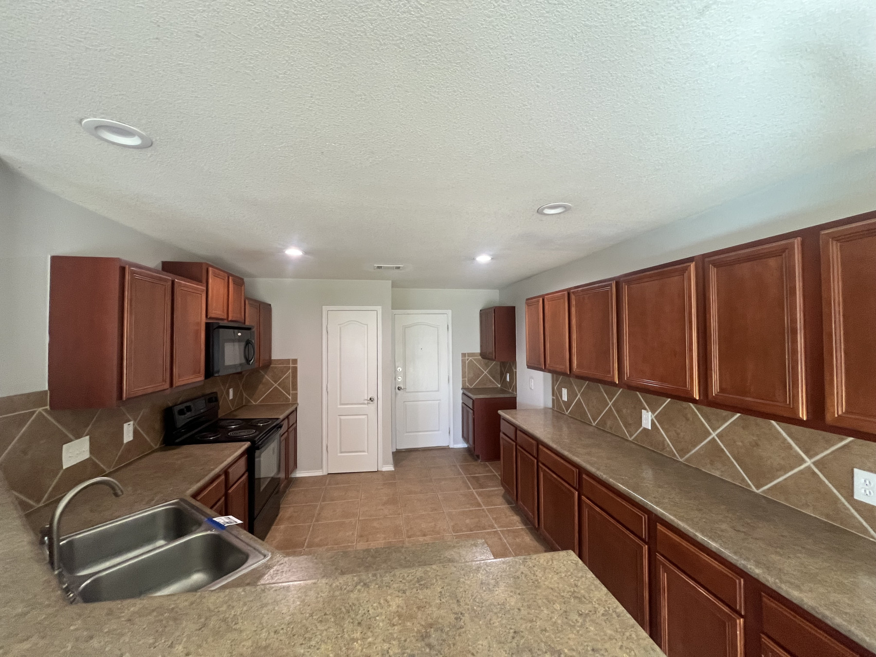 Property image 6 / 18
