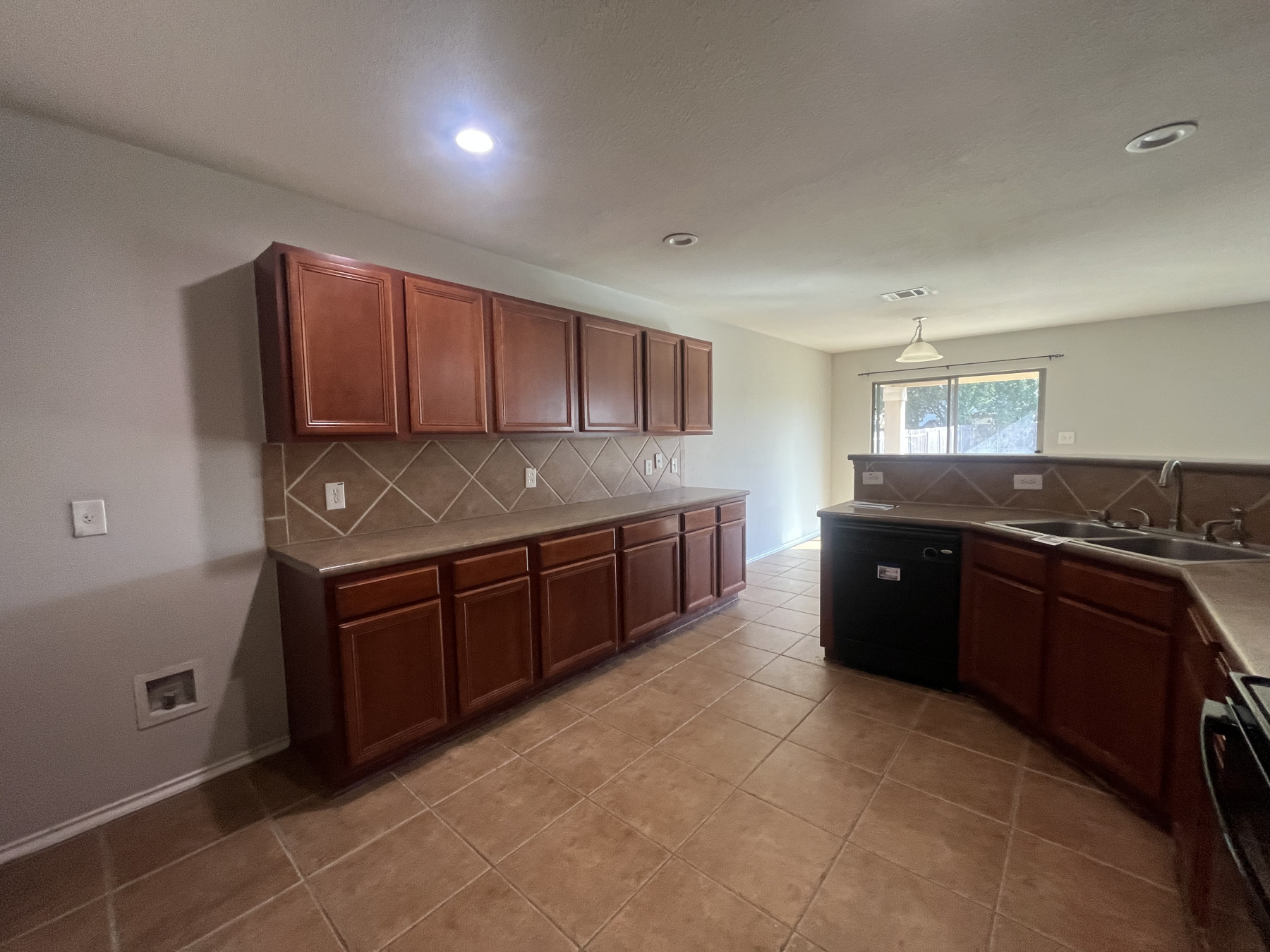 Property image 7 / 18