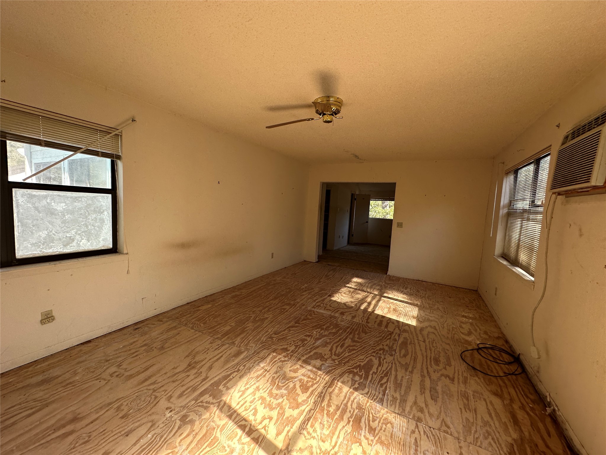 Property image 14 / 18