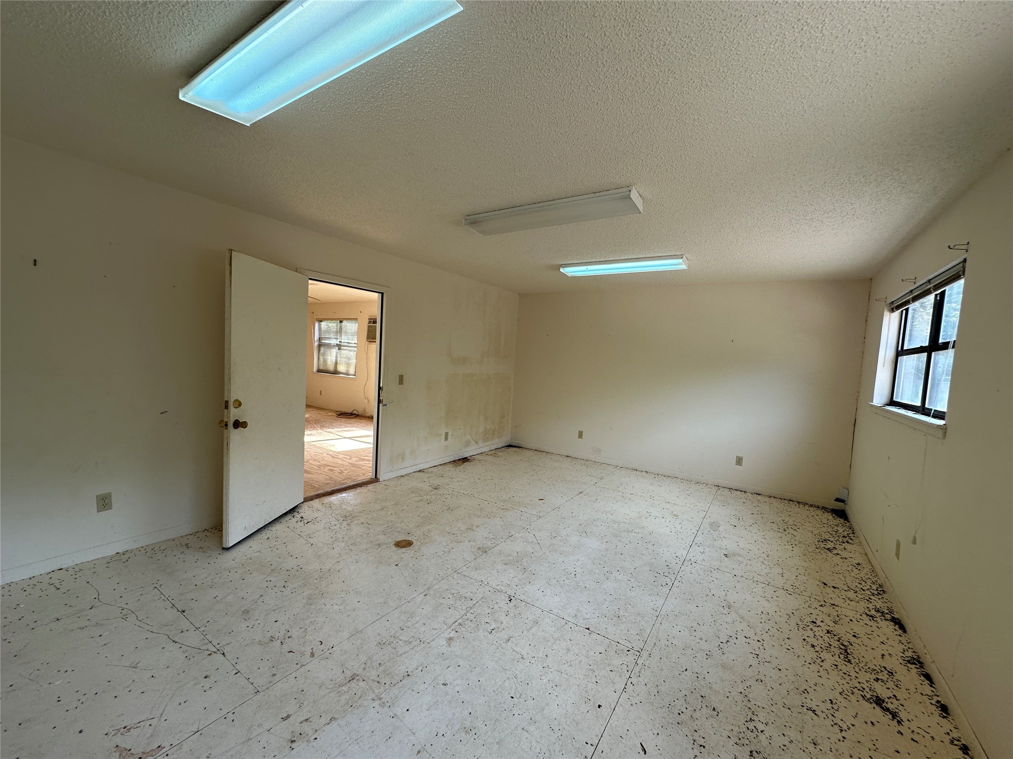 Property image 18 / 18