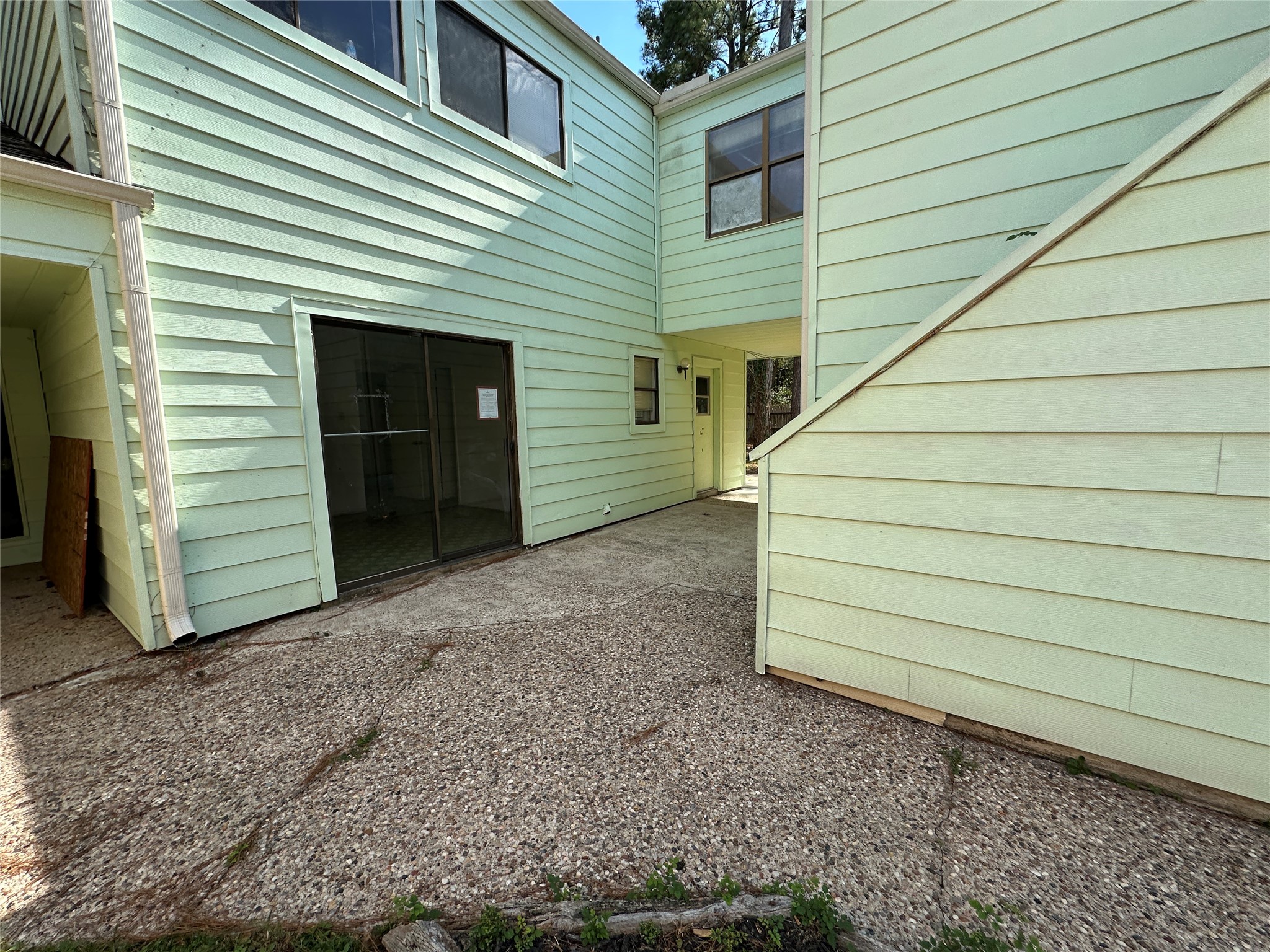 View property gallery image 3