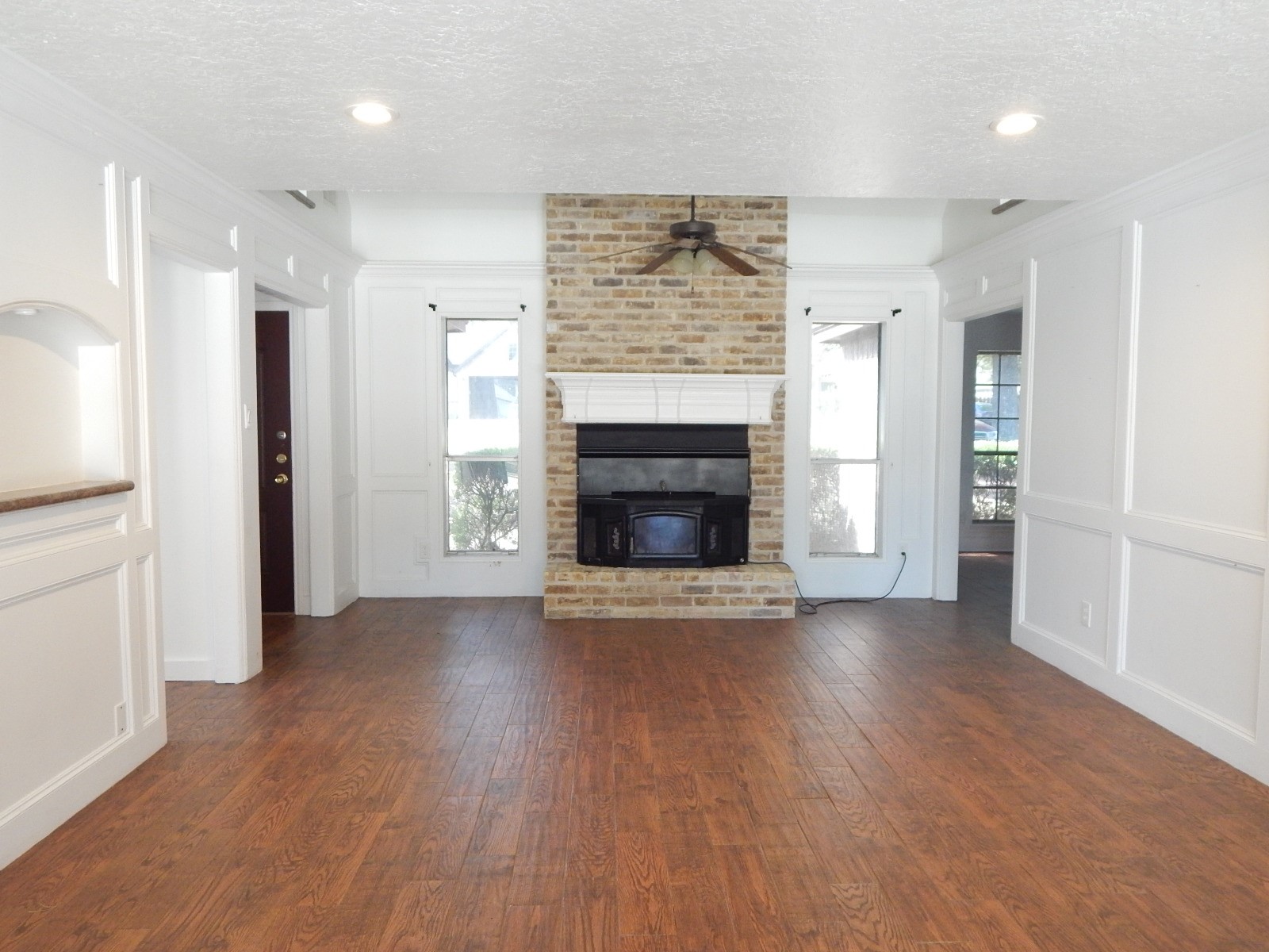 View property gallery image 3