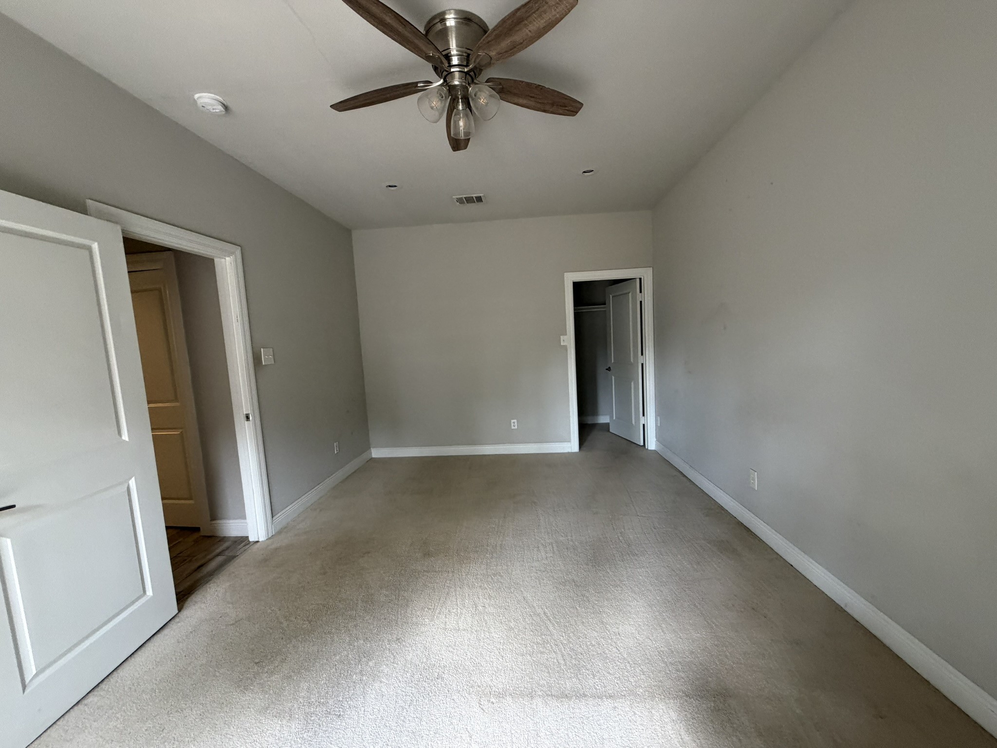 Property image 13 / 22