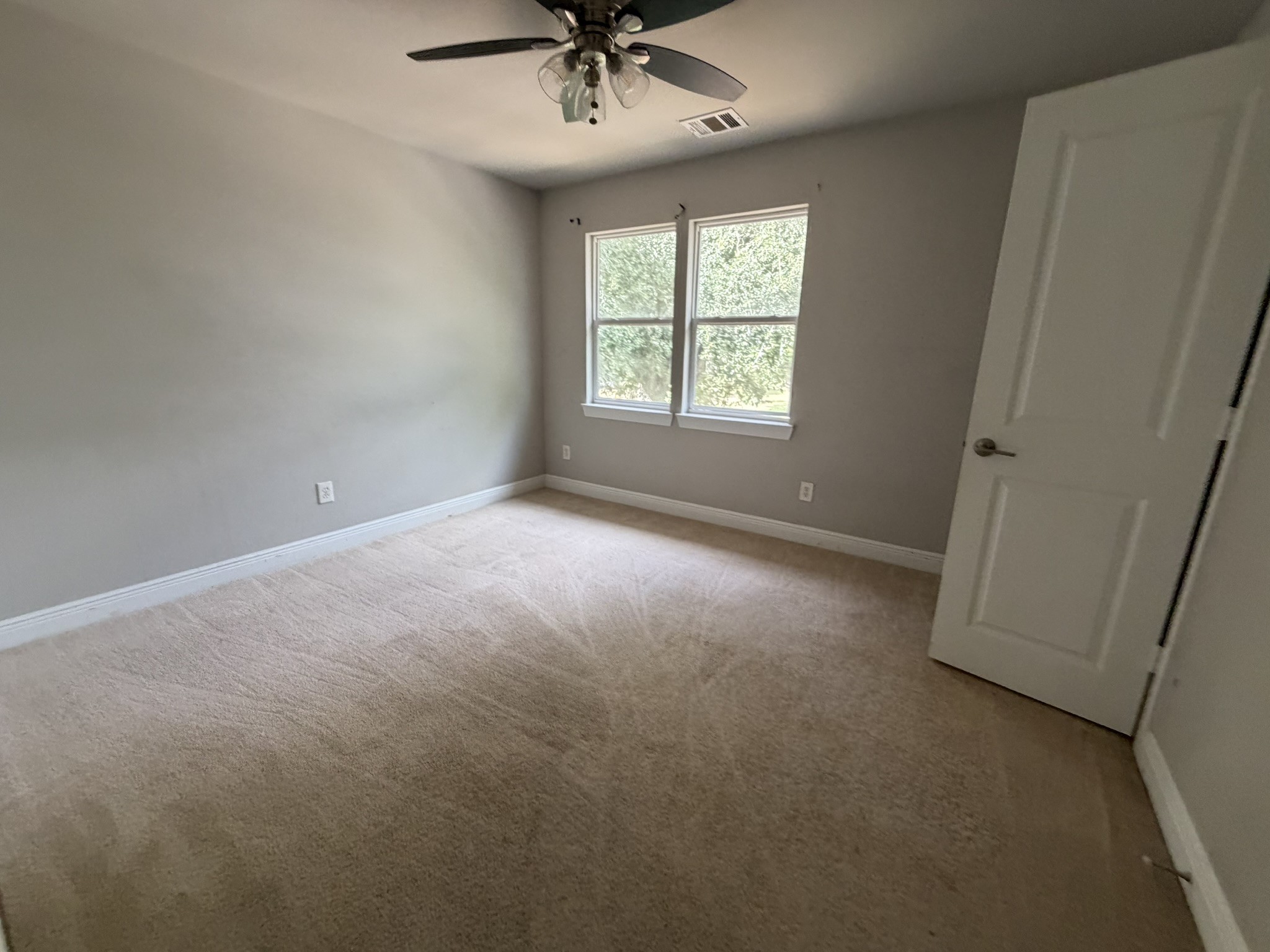 Property image 15 / 22
