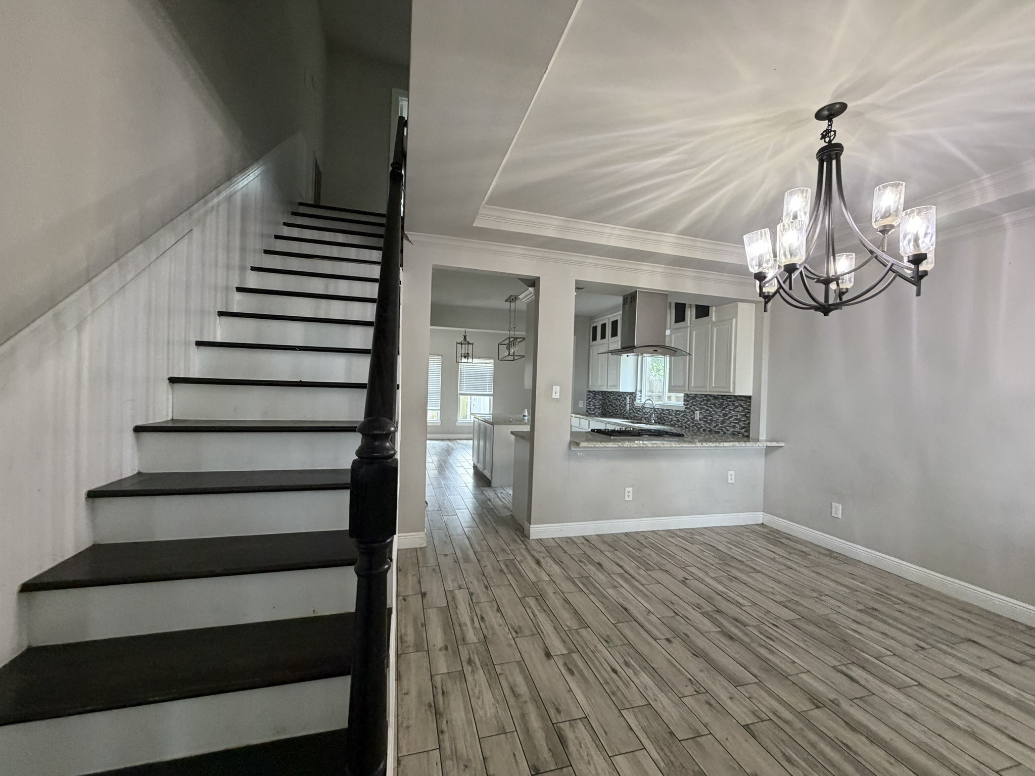 View property gallery image 3