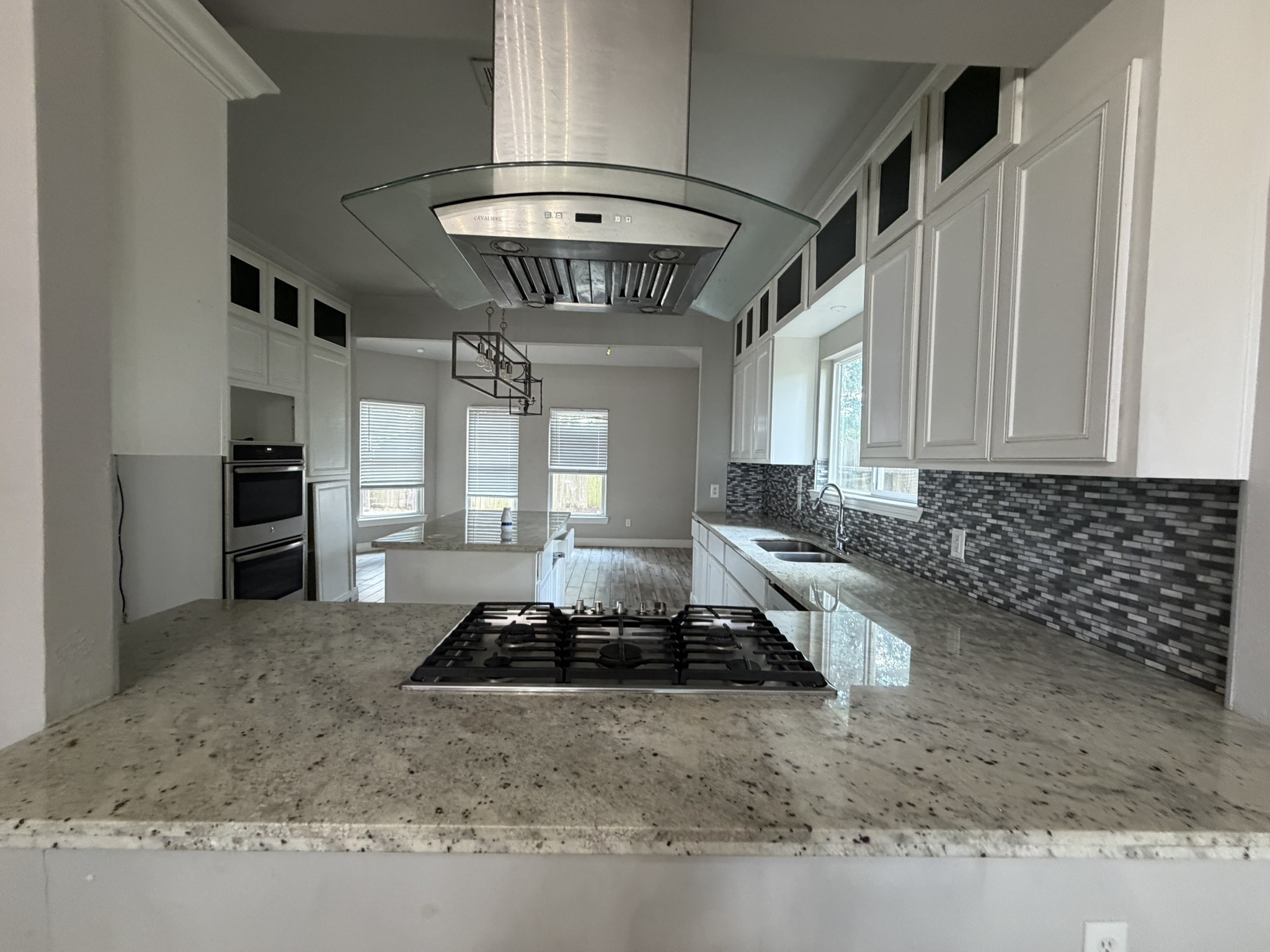 View property gallery image 5